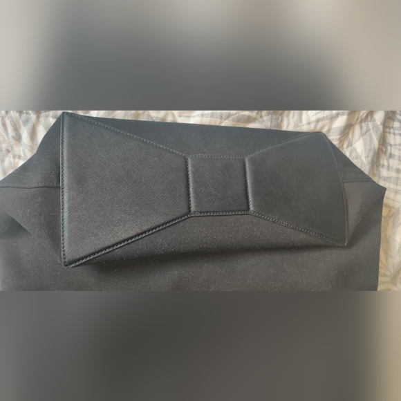 Minnie Mouse Kate Spade Tote - Picture 2 of 8